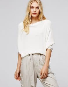 لباس زنانه محصول ساختگی