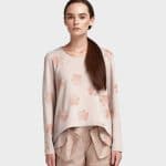 لباس زنانه محصول ساختگی