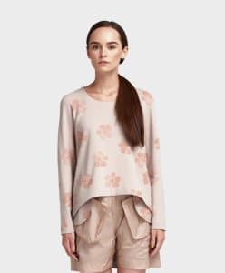 لباس زنانه محصول ساختگی