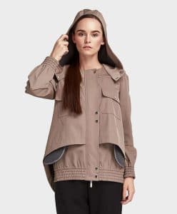 لباس زنانه نمونه ساختگی